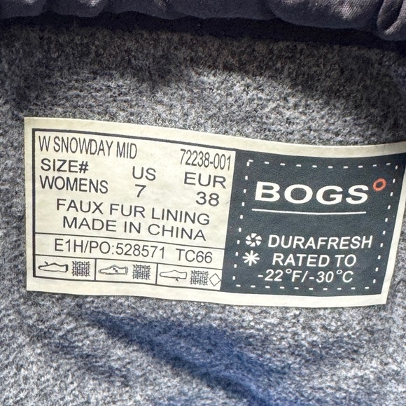 Bogs Snowday Mid Waterproof Quilted Winter Boots Women's Size 7 Black - Picture 2 of 7